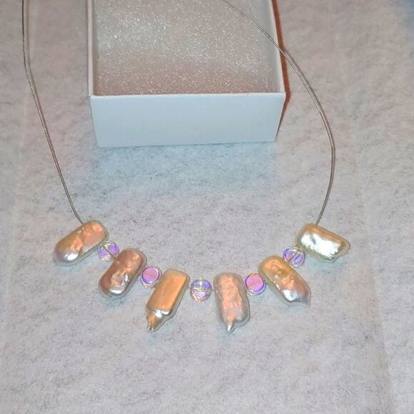 Handmade Mother of Pearl irregular shape Iridescent glass beads necklace 18" - Picture 1 of 2
